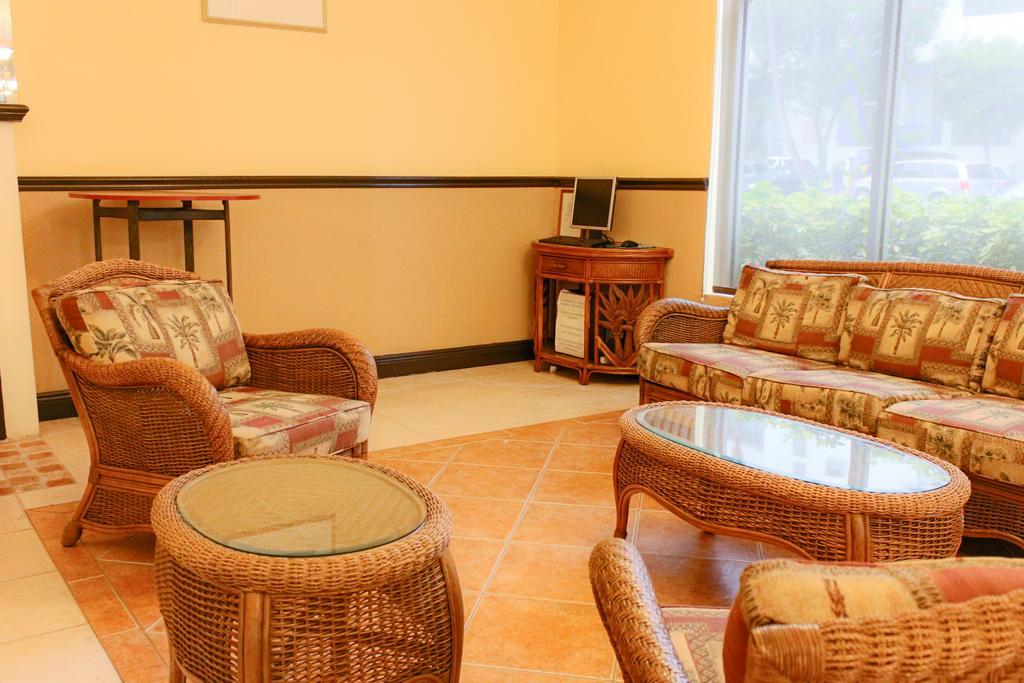 Lombardy Inn Hotel 마이애미 비치 외부 사진